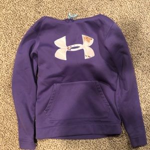 Under armour sweatshirt